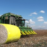 John Deere 7760 Cotton Picker