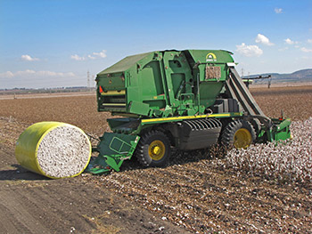 ohn Deere 7760 | CP690 ו CS690 cotton harvester 