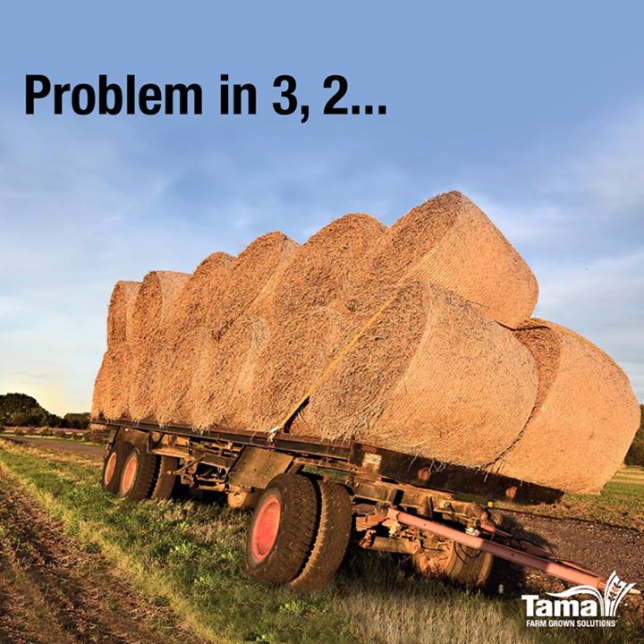 Transportation of straw bales